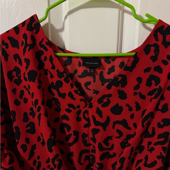 Who What Wear Red and Black Leopard print short ruffle sleeve mid dress size M - Picture 2 of 5